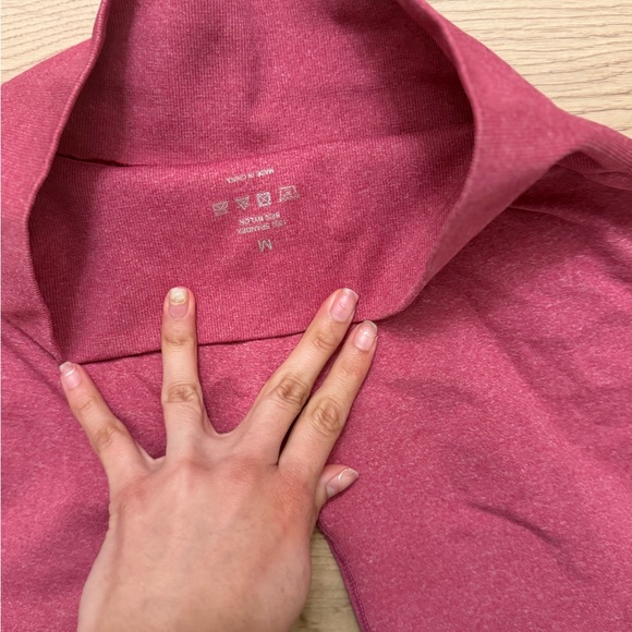 NVGTN Rose Pink Activewear Shorts - Picture 3 of 3